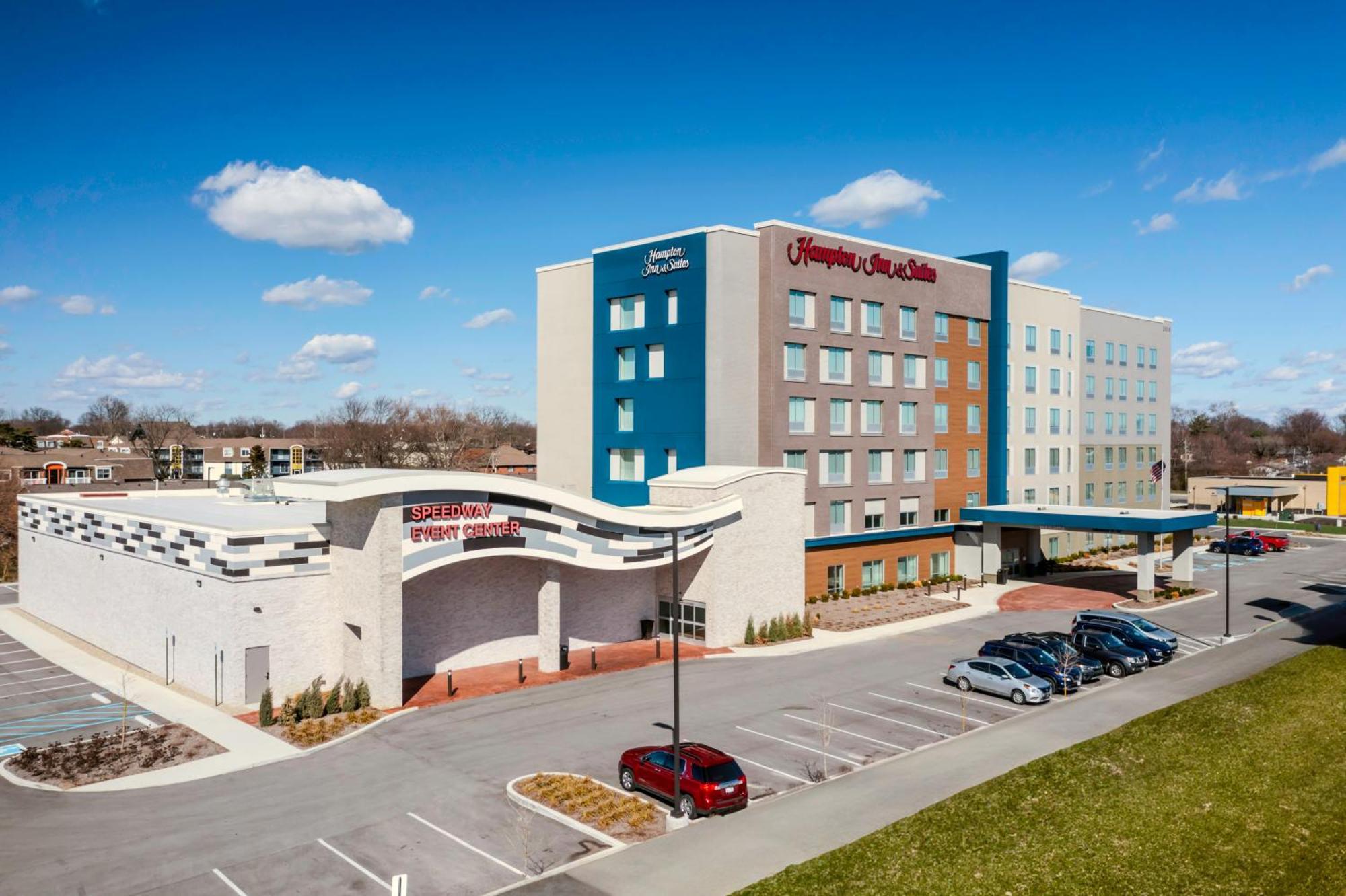 Hampton Inn & Suites Indianapolis West Speedway Exterior photo